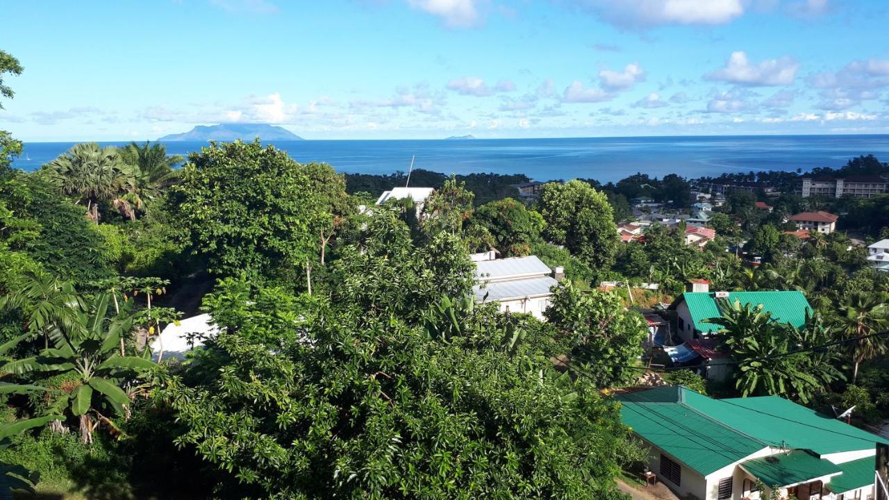 Tama'S Holiday Apartment วิกตอเรีย ภายนอก รูปภาพ