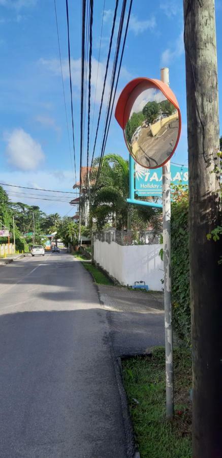 Tama'S Holiday Apartment วิกตอเรีย ภายนอก รูปภาพ